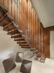 amazing-duplex-penthouse-stair