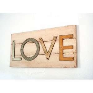 Top-30-Pallet-Wall-Art-DIY-Projects-You-Will-Love-homesthetics-9
