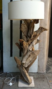 ideas-to-use-driftwood-in-home-decor-44