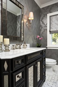 A-touch-of-silver-for-the-chic-powder-room