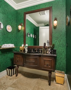 Fornasetti-Malachite-Wallpaper-in-gorgeous-green
