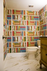 Take-the-library-to-the-powder-room-with-the-striking-wallpaper