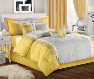 11-yellow-curtains-and-duvet-sets