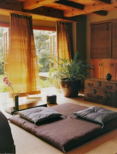 Floor-Pillows-Meditation-Room