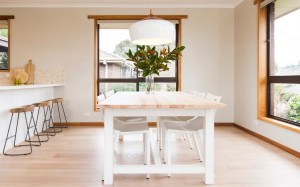 dining-room-natural-light-window