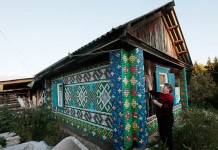 Невероятна декорация на дома с 30 000 капачки от бутилки