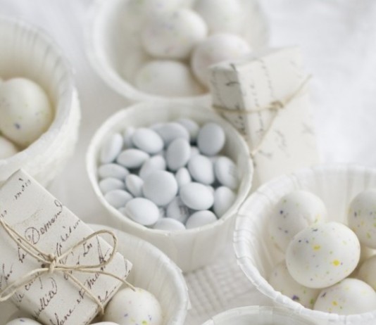 26 елегантни идеи за Великденска украса в бяло