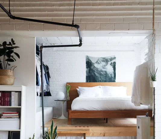 Малката спалня има своето очарование!